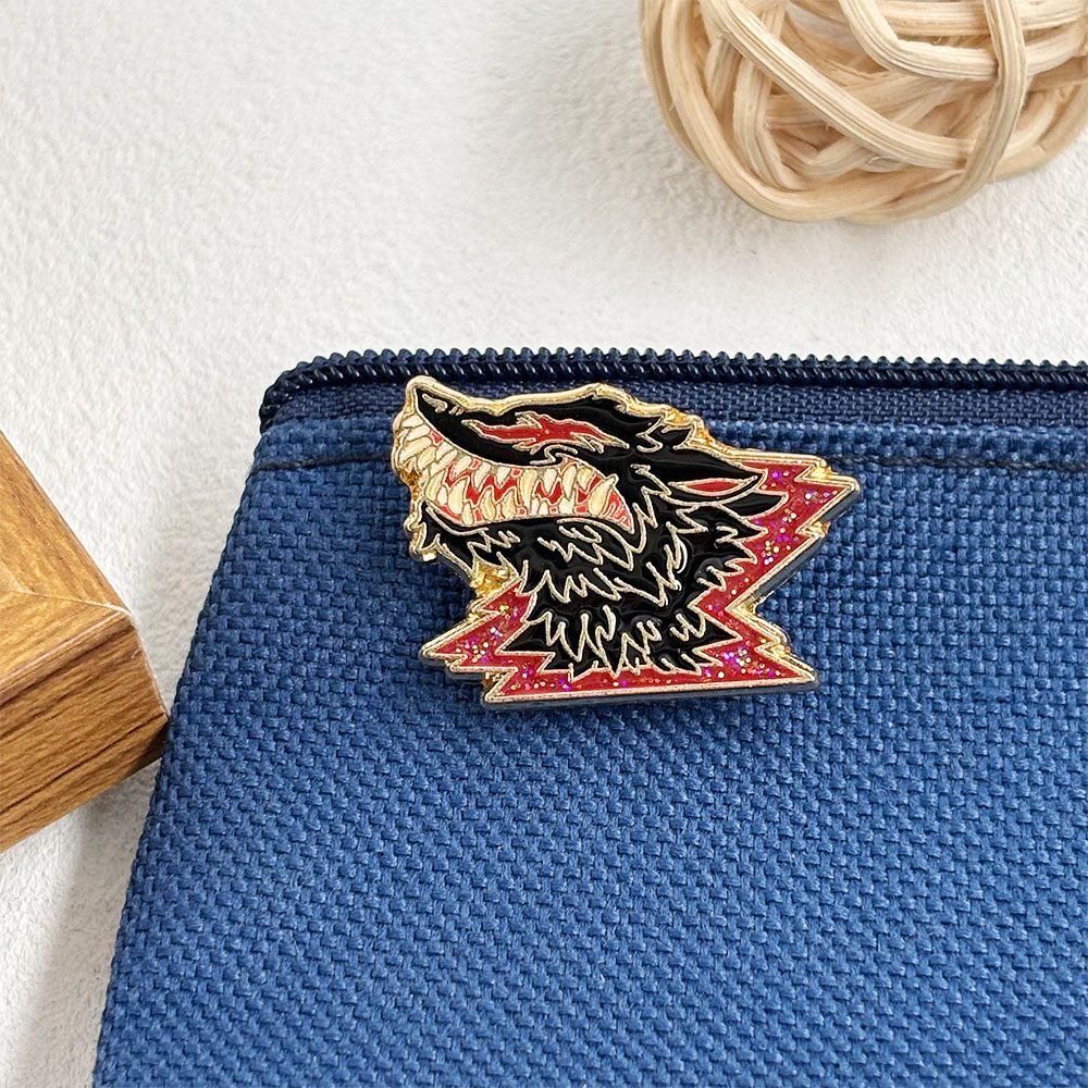 Fanged Wolf metalen broche, Da - Vintage Collectible Clothing recensie en prijs